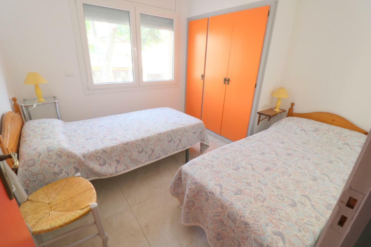 Riera Ginjolers Apartman Roses Kültér fotó